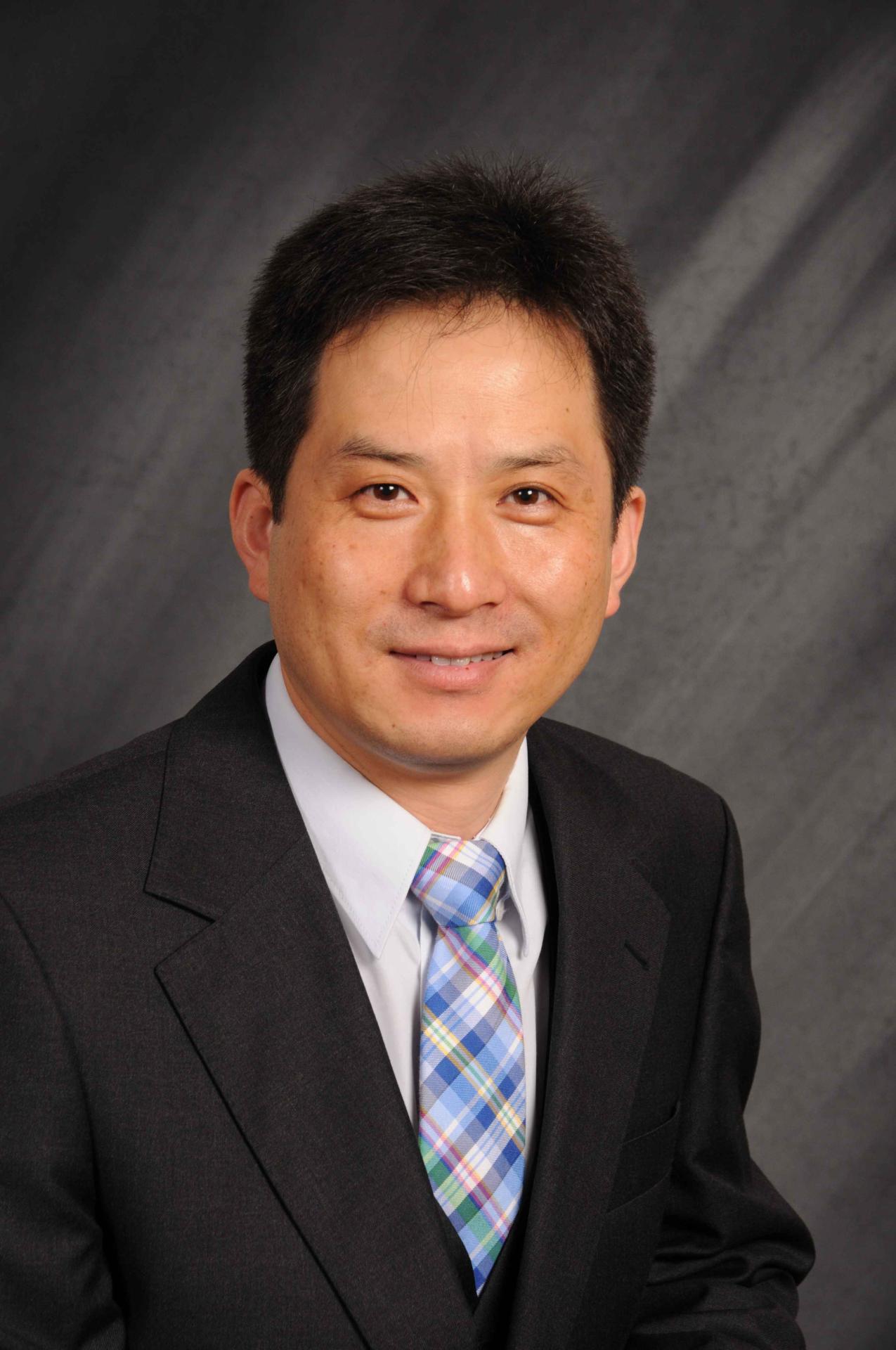 Dr. Qingshan Li
